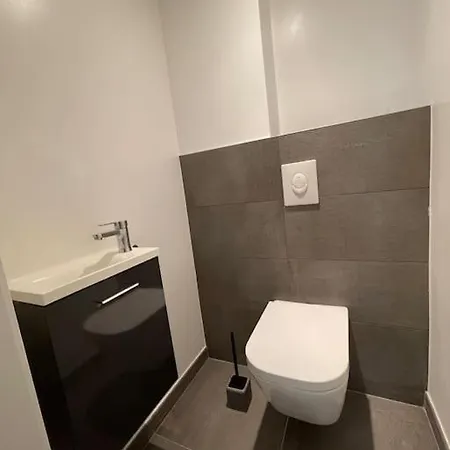 90m2 Hyper Centre Sauna Apartament *